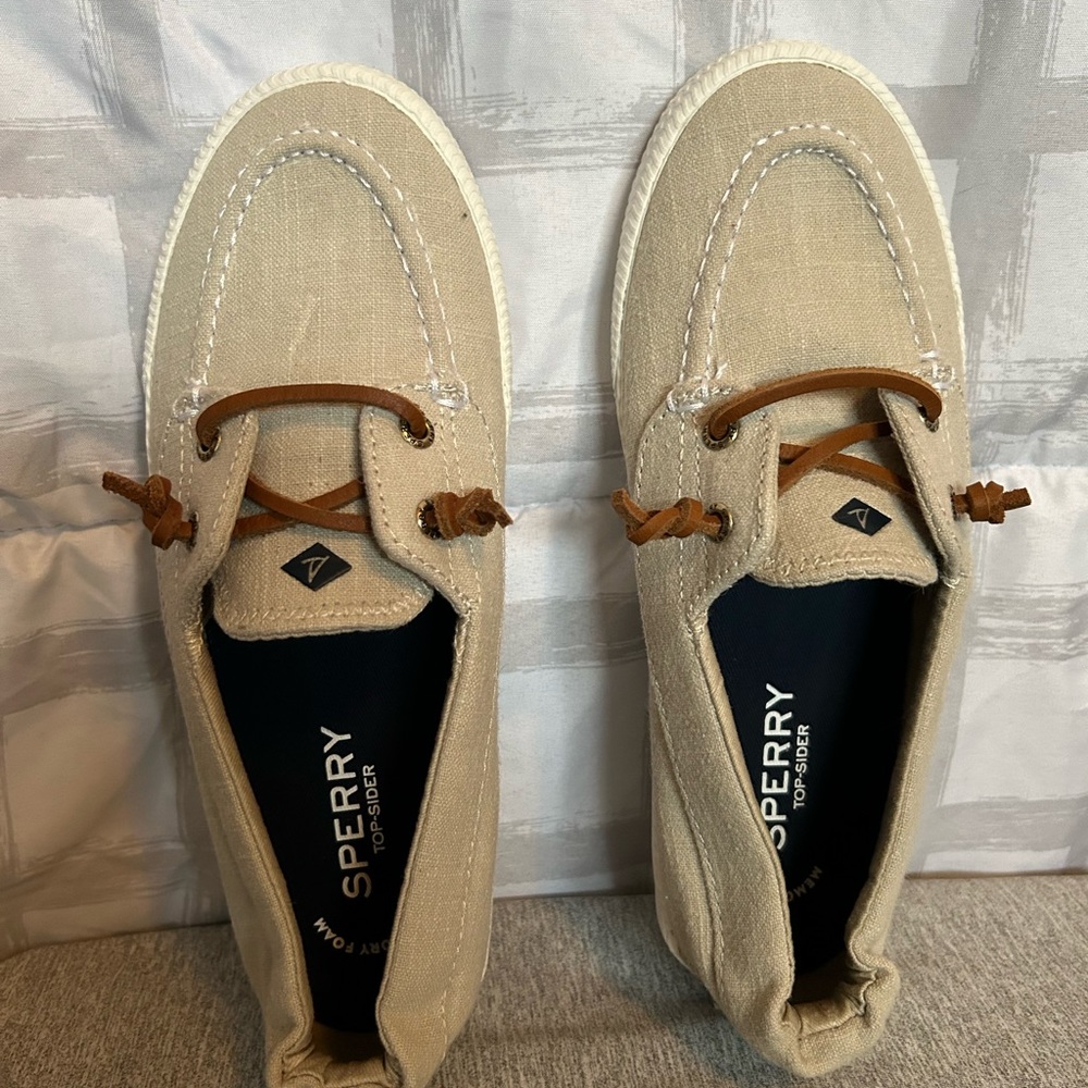 Brand New SPERRY Top-Sider loafers with Memory Foam!